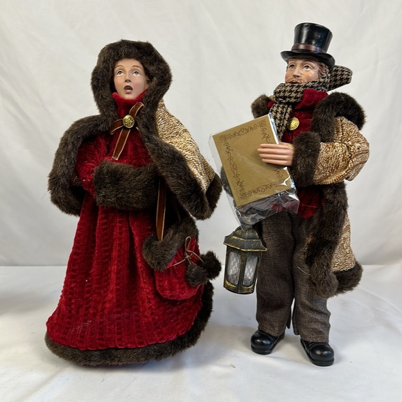 Valerie Part Hill Other - 2 Dickens Carolers Adult Figures Valerie Parr Hill Christmas